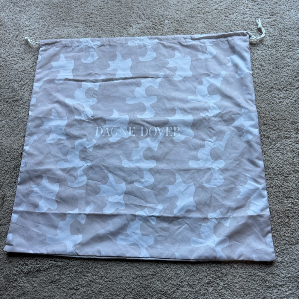 Dagne Dover Camo Duster Bag